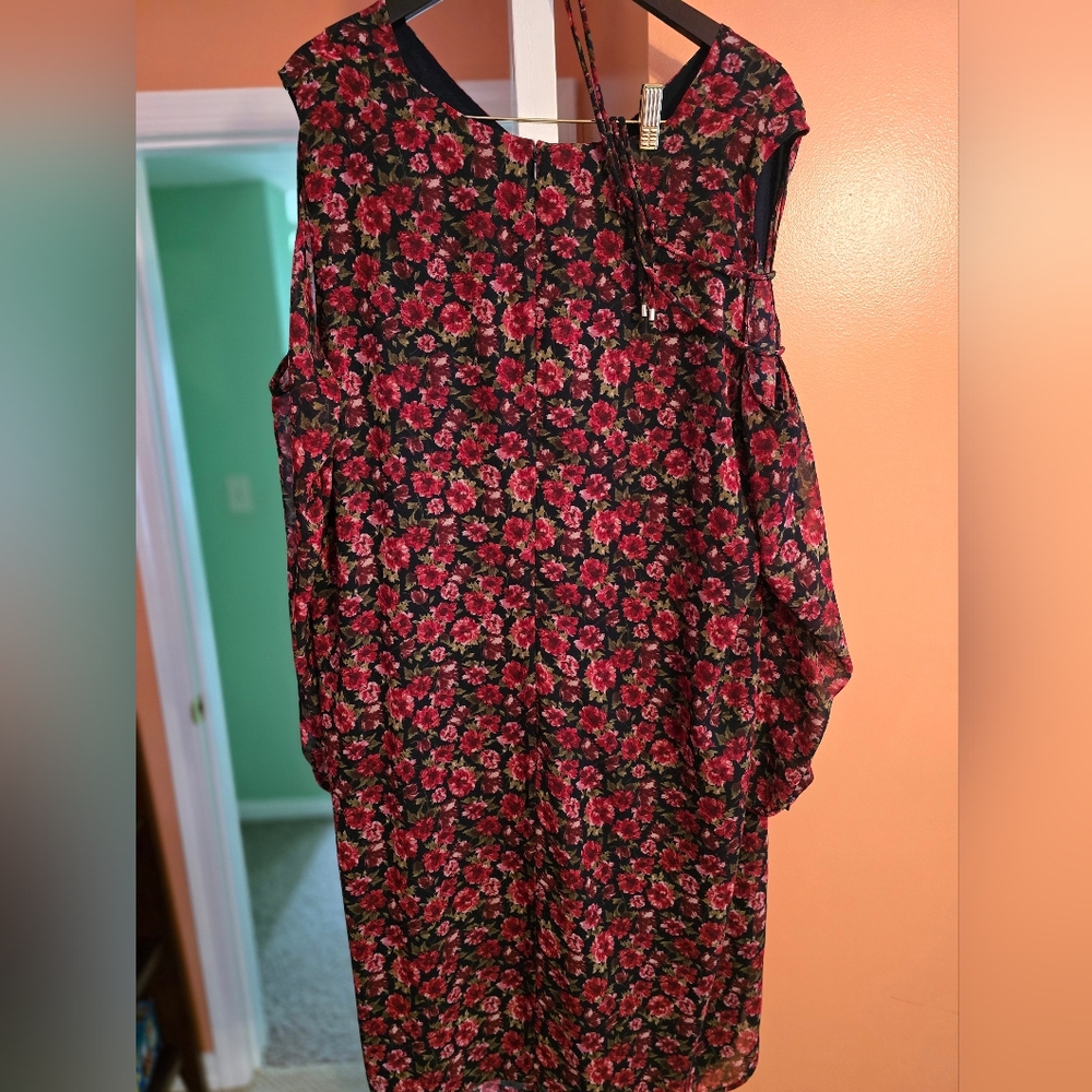 Lauren Ralph Lauren Red Green and Navy Floral Dress with Cold Shoulder 20W